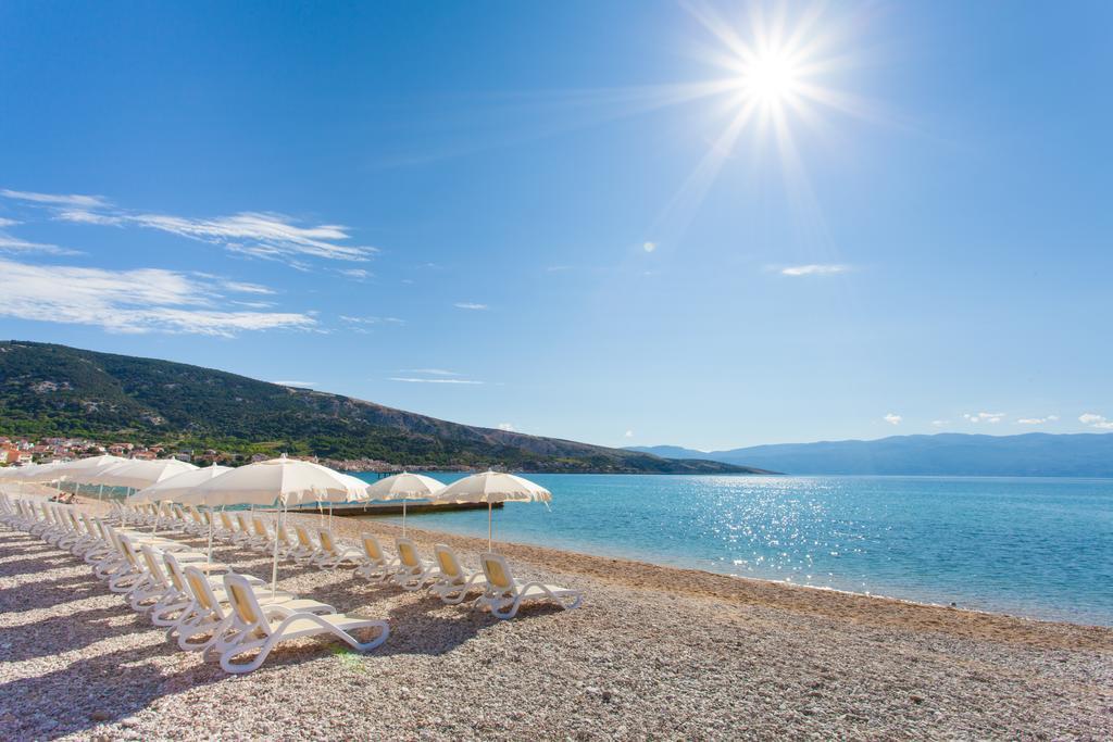 Baska Beach Camping Resort By Valamar Екстер'єр фото